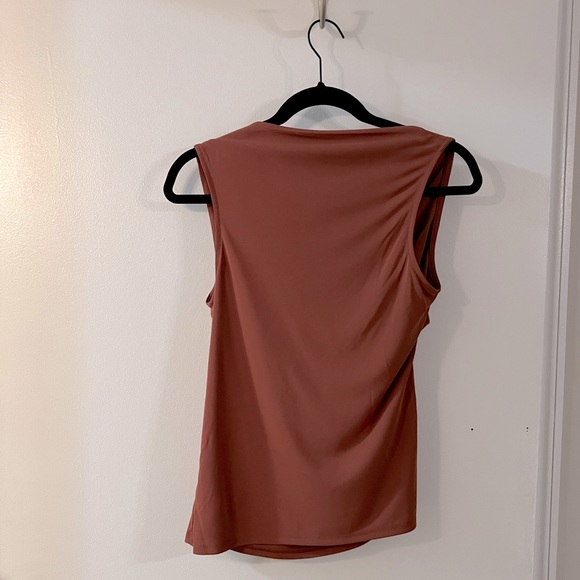 Express Blouse - Picture 2 of 4